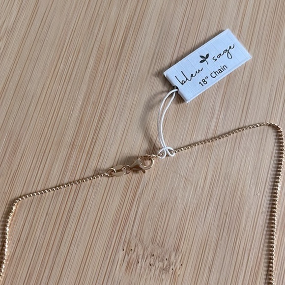 Brand New Bleu Sage 14K Gold Plated Sterling Silver 18" Chain Cross Necklace - Picture 6 of 12